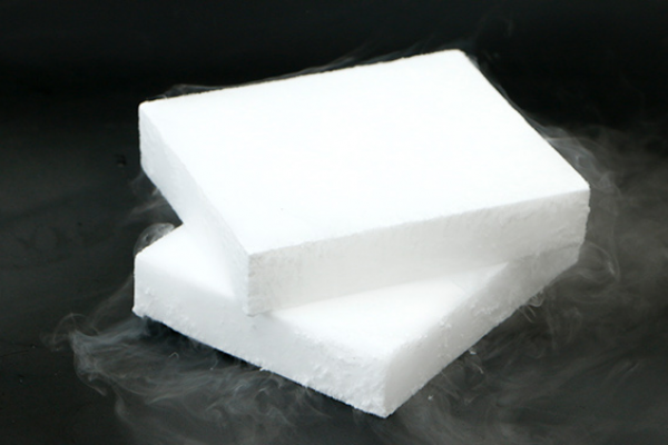 自己怎么制作干冰不用灭火器的